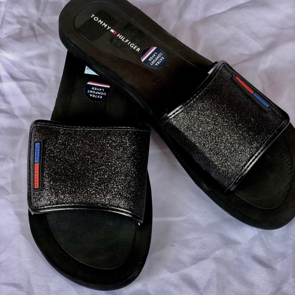 Tommy Hilfiger Black Slides (NEW)